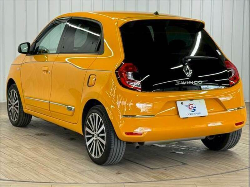 TWINGO