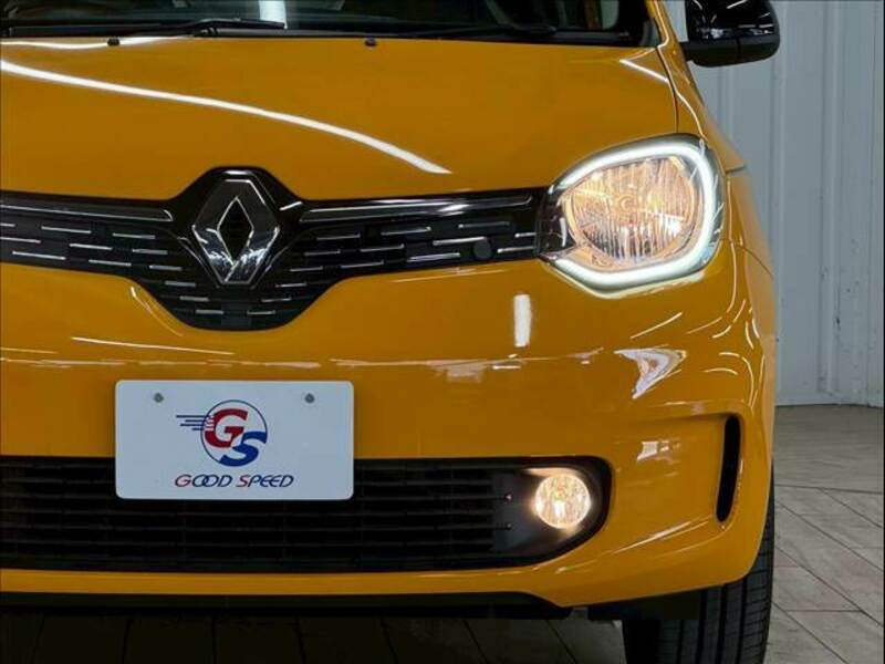 TWINGO
