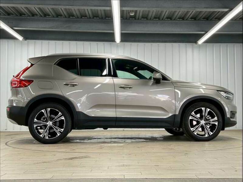 XC40