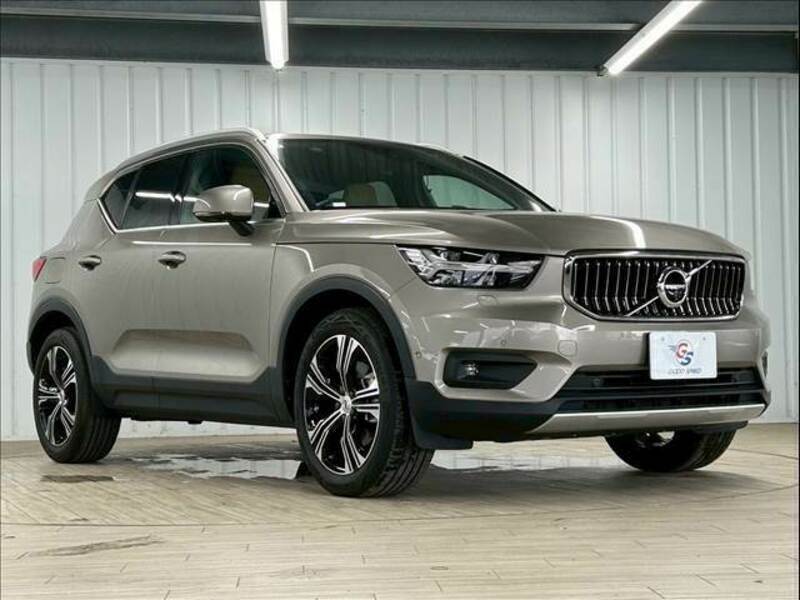 XC40