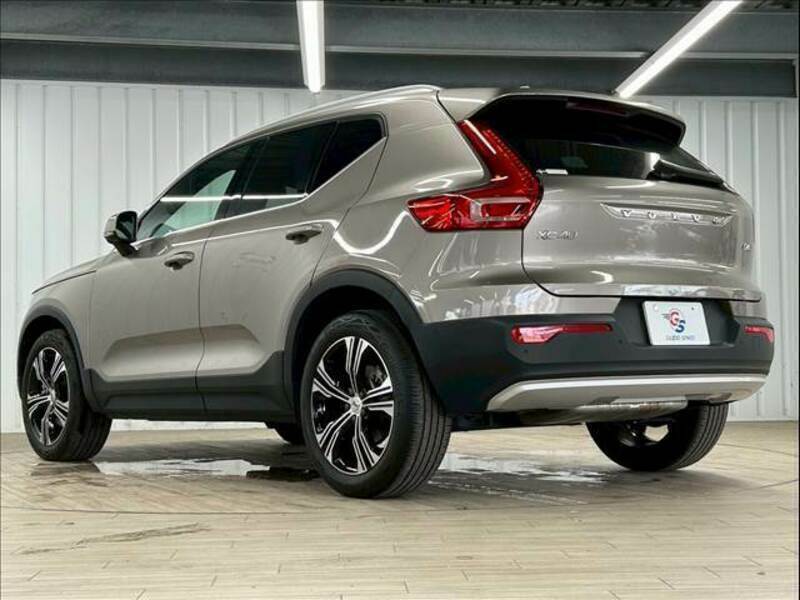 XC40