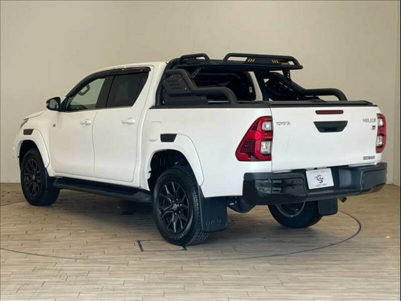 HILUX