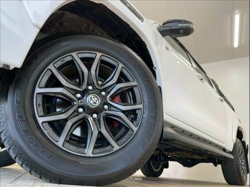 HILUX