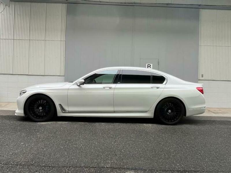 B7