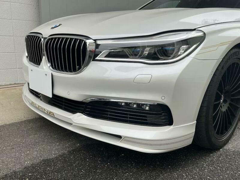 B7