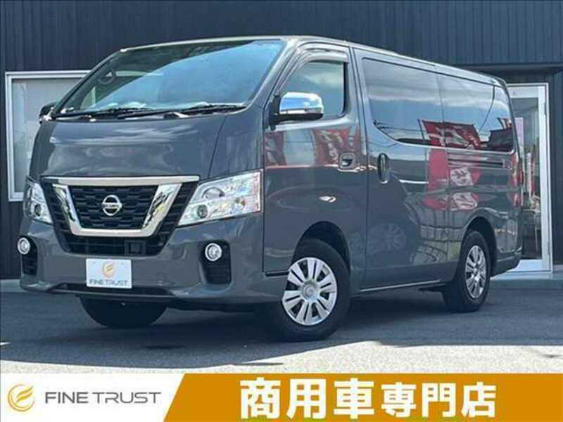 NV350 CARAVAN-0