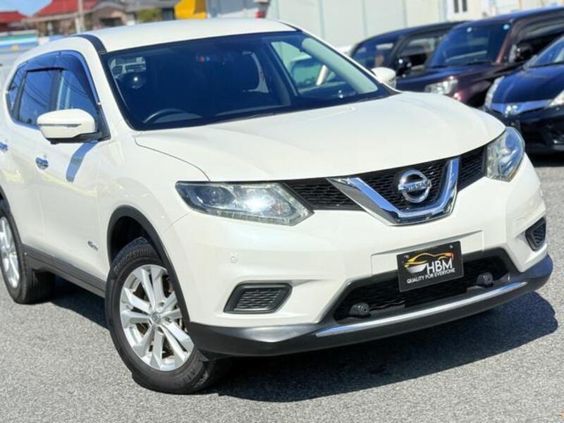 X-TRAIL