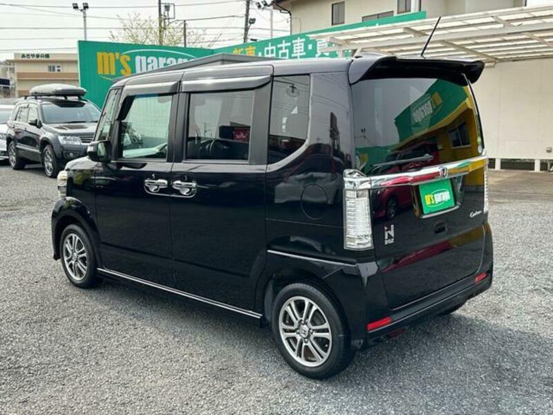 N BOX CUSTOM