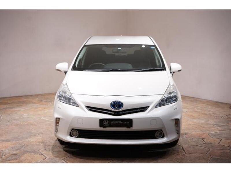 PRIUS ALPHA