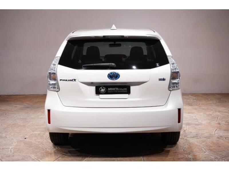 PRIUS ALPHA