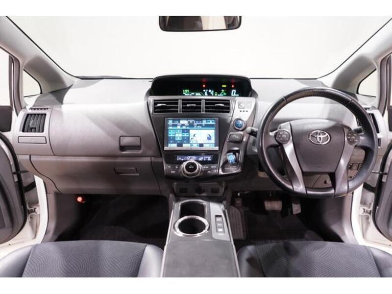 PRIUS ALPHA