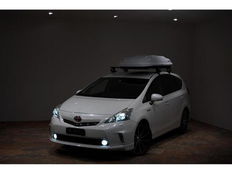 PRIUS ALPHA