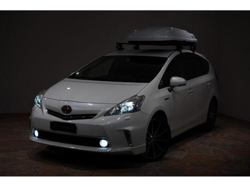 PRIUS ALPHA