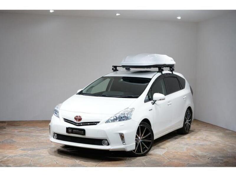 PRIUS ALPHA