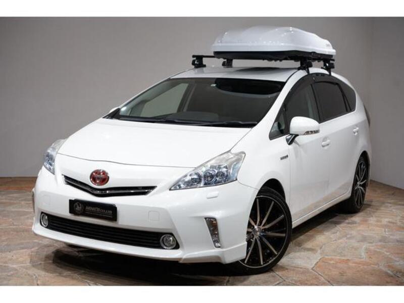PRIUS ALPHA