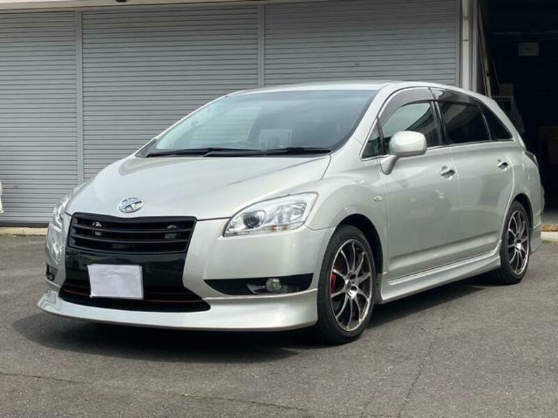 TOYOTA MARK X ZIO