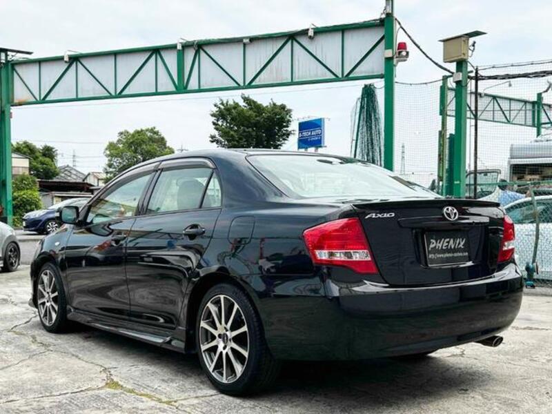 COROLLA AXIO