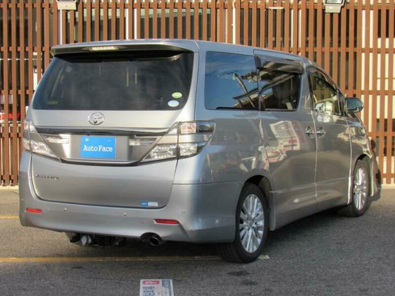 VELLFIRE
