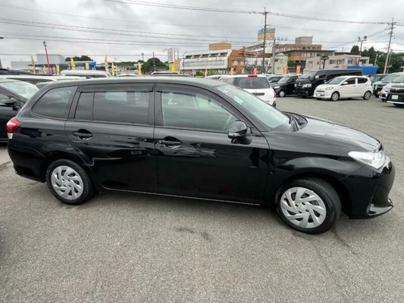 COROLLA FIELDER