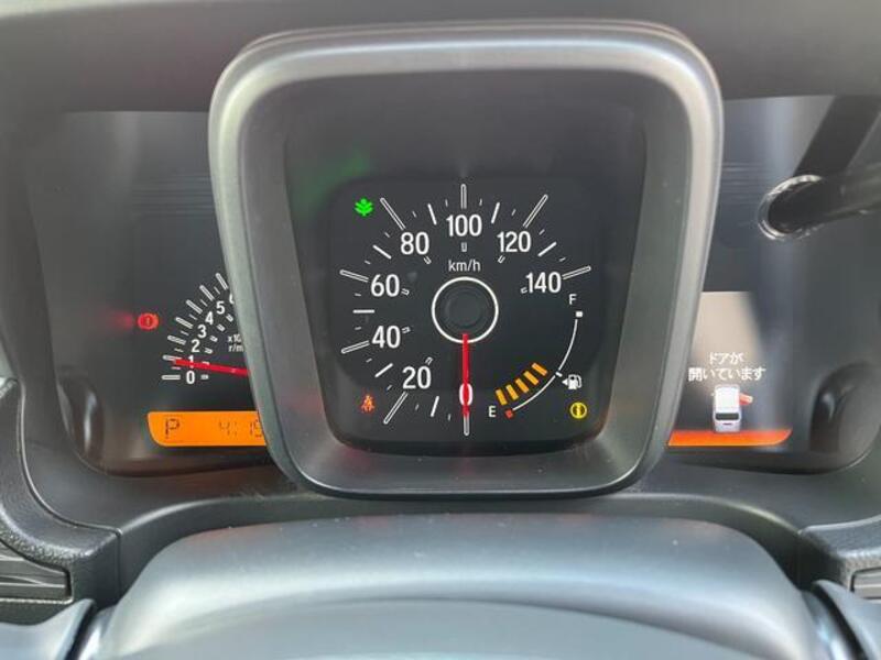 N-VAN