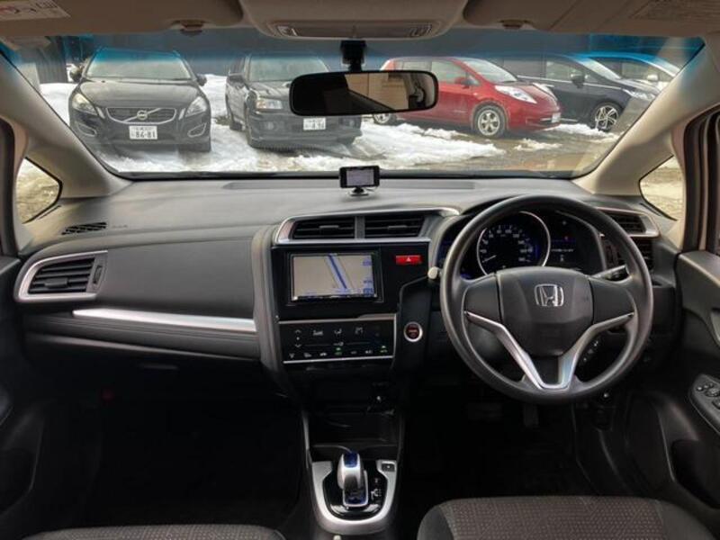 FIT HYBRID