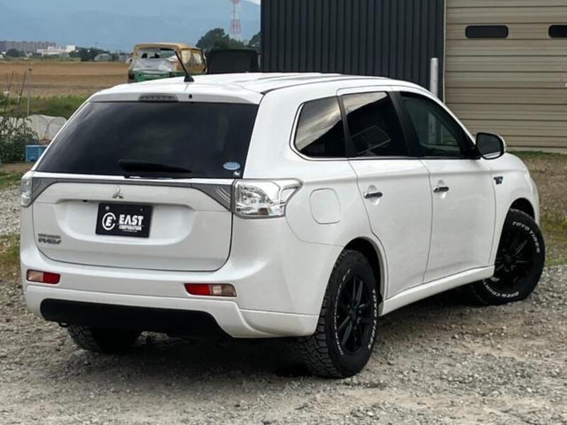 OUTLANDER PHEV