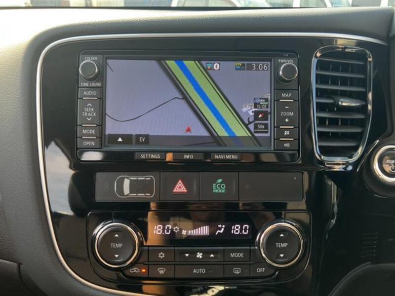 OUTLANDER PHEV