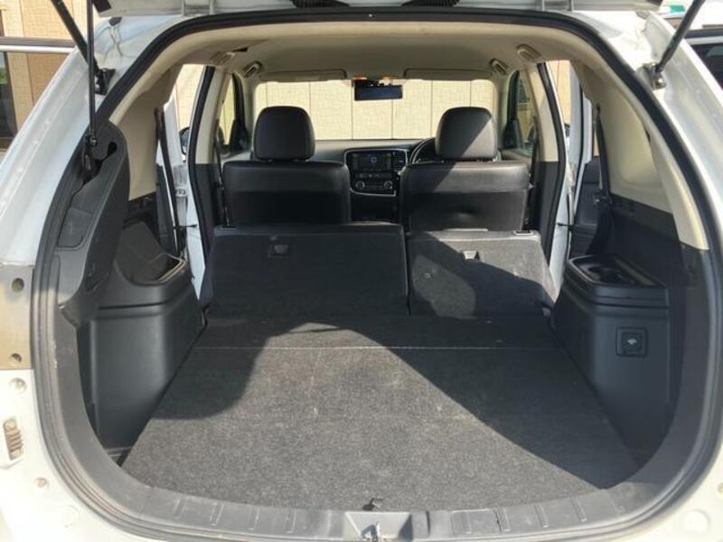 OUTLANDER PHEV