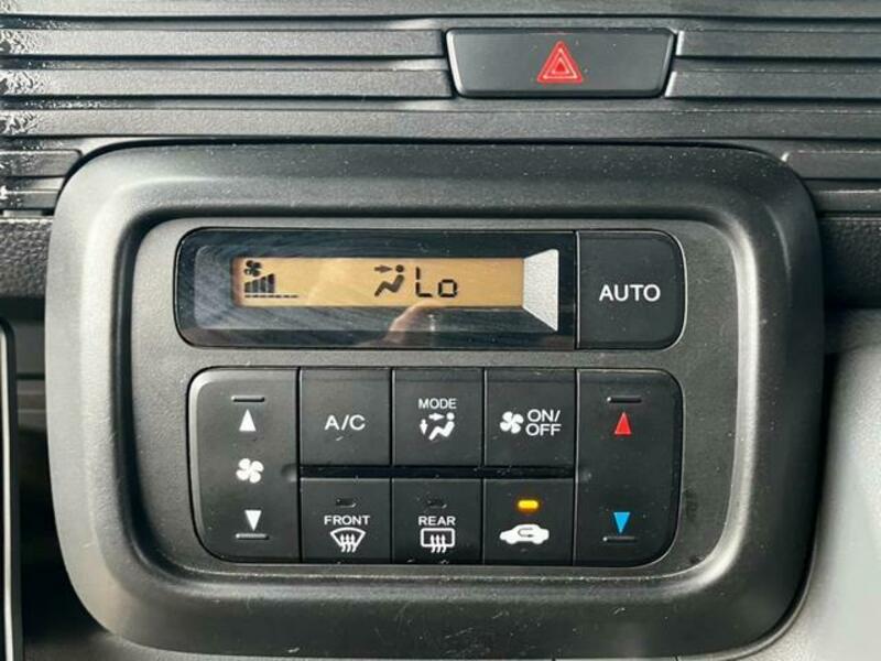 N-VAN