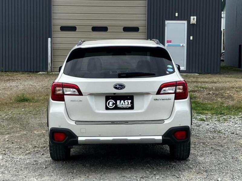 LEGACY OUTBACK