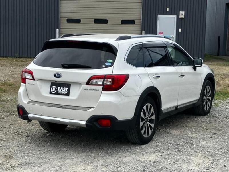LEGACY OUTBACK