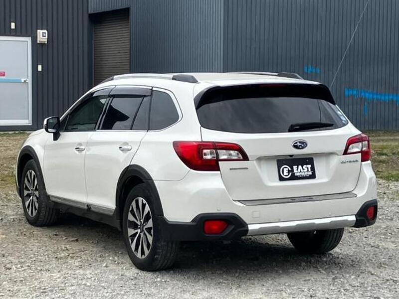 LEGACY OUTBACK