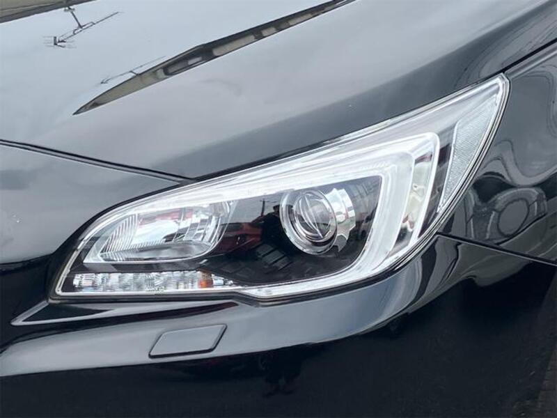 LEGACY B4