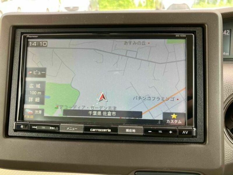 N BOX