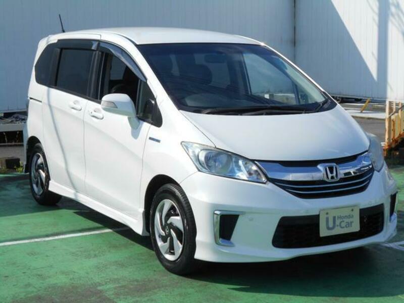 HONDA FREED HYBRID