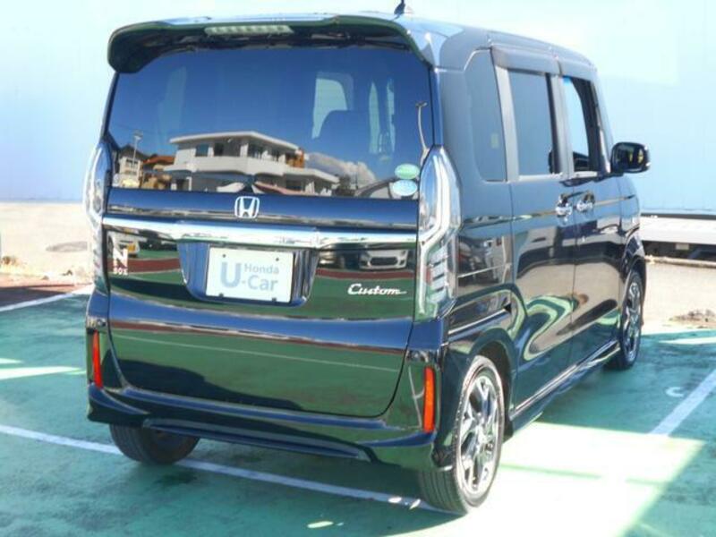N BOX CUSTOM