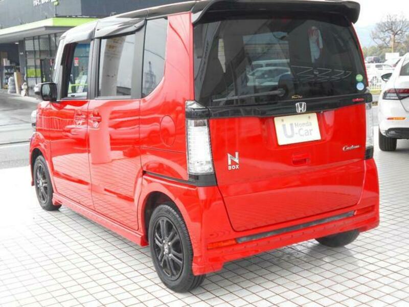 N BOX CUSTOM