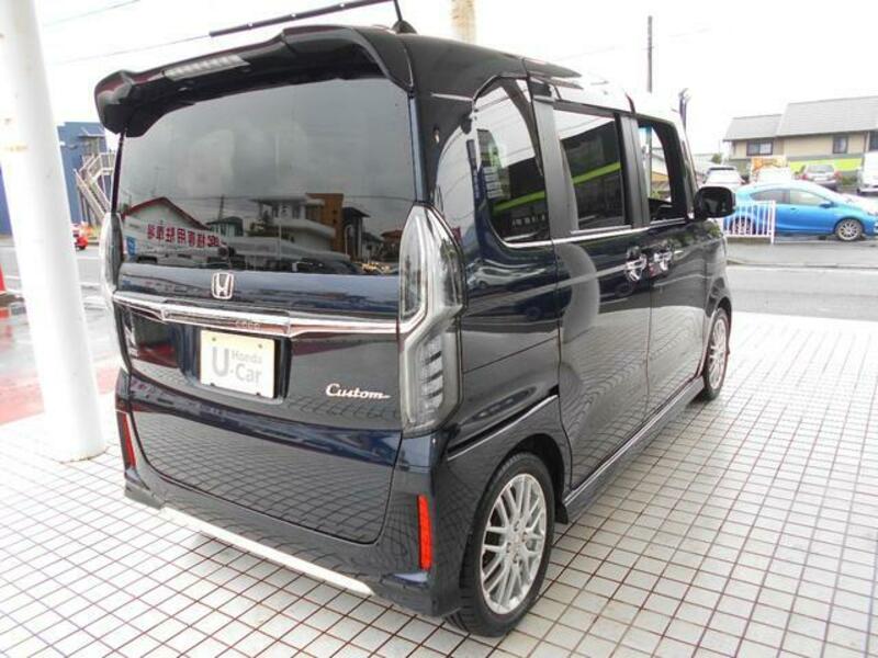 N BOX CUSTOM