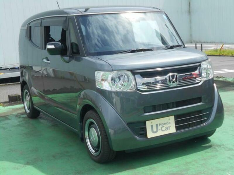 HONDA N BOX SLASH