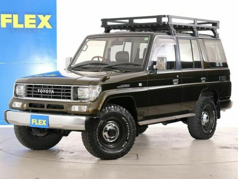 TOYOTA LAND CRUISER PRADO