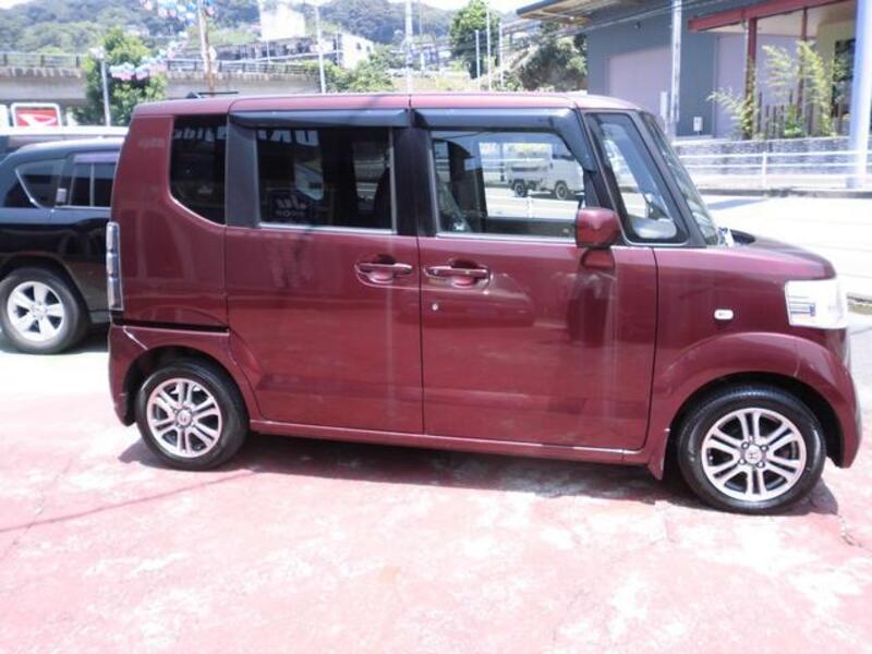 N BOX CUSTOM