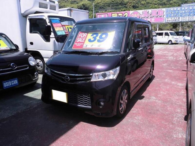 NISSAN ROOX