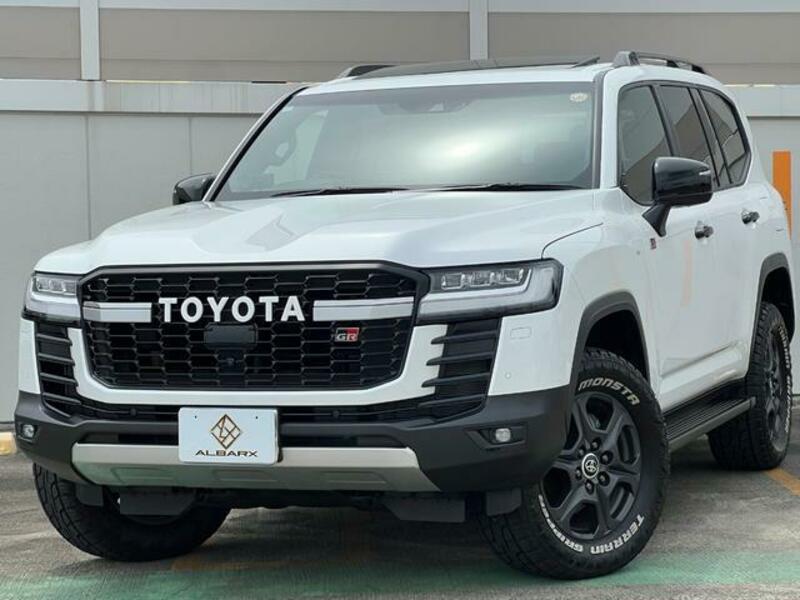 TOYOTA LAND CRUISER