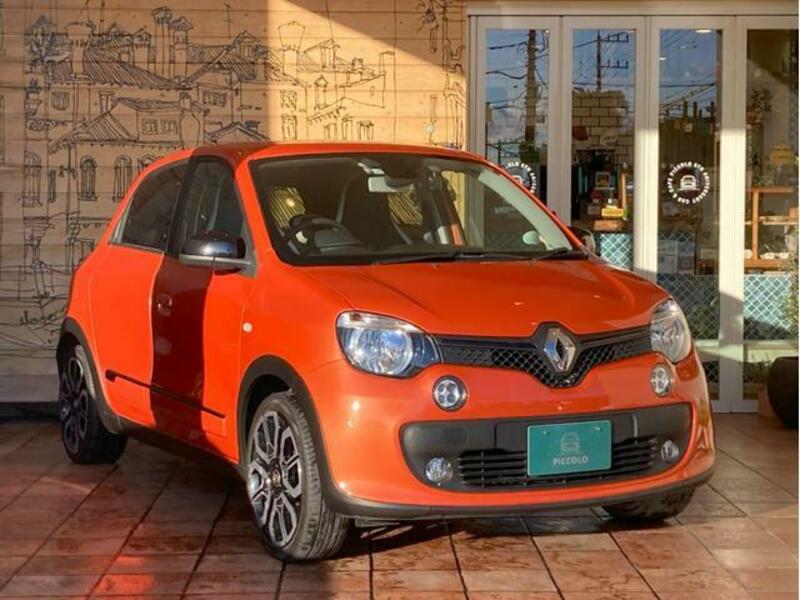 TWINGO