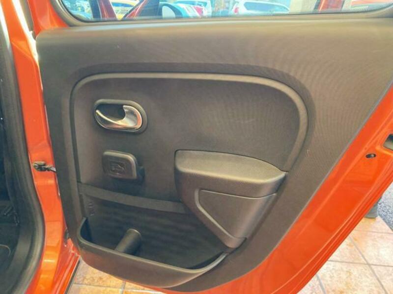 TWINGO