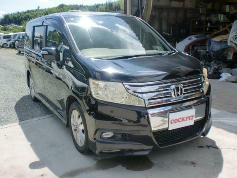 HONDA STEPWAGON SPADA