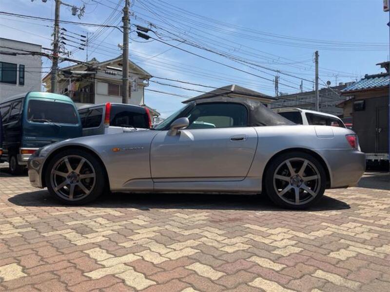 S2000
