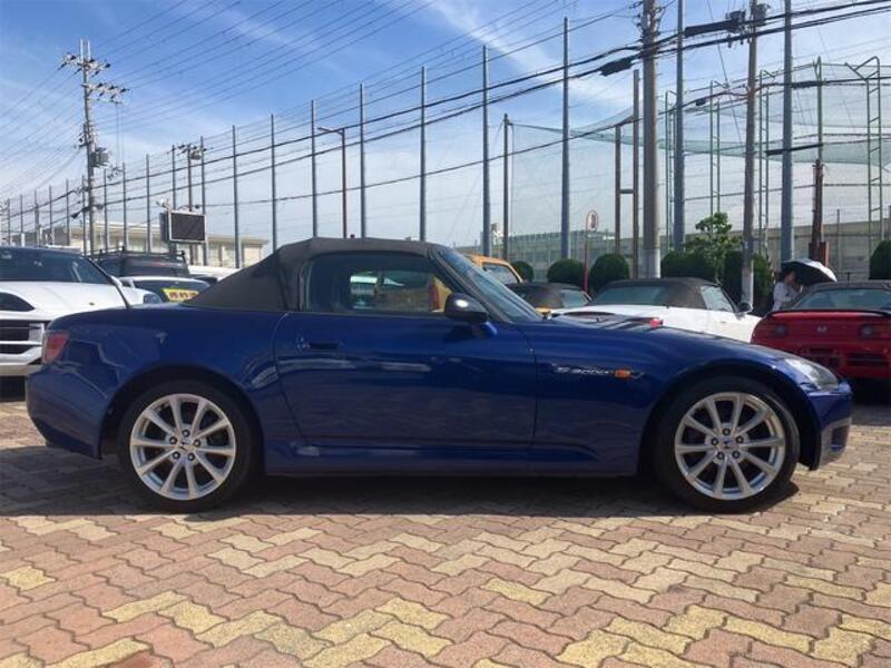 S2000