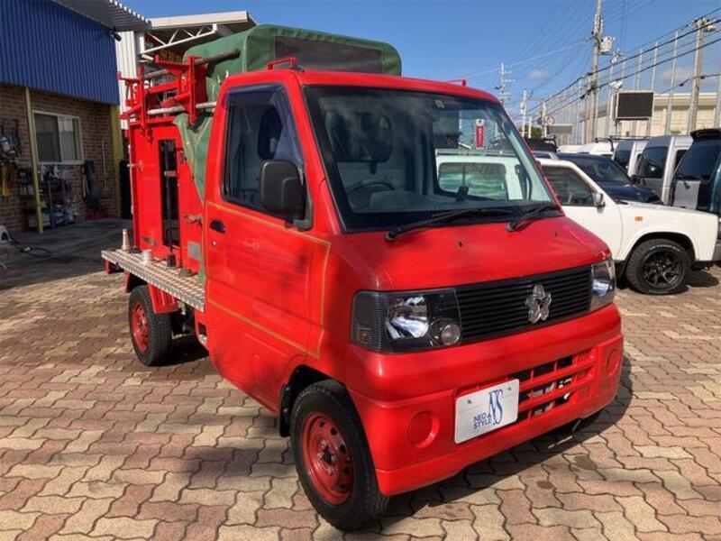 MINICAB TRUCK