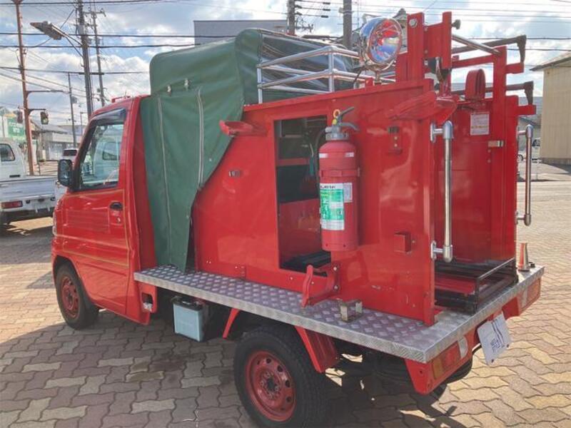 MINICAB TRUCK